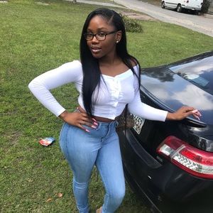 Meet your Posher, Neikera